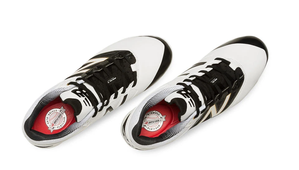 Hit After Hit New Balance – White/Black Low 4040v3 Baseball Spikes (L4040WT3) 1 Hit After Hit New Balance – White/Black Low 4040v3 Baseball Spikes (L4040WT3)