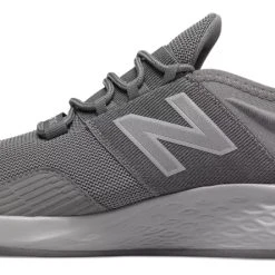 Hit After Hit New Balance – Grey/White Fresh Foam Roav Men’s Shoe (MROAVLG)